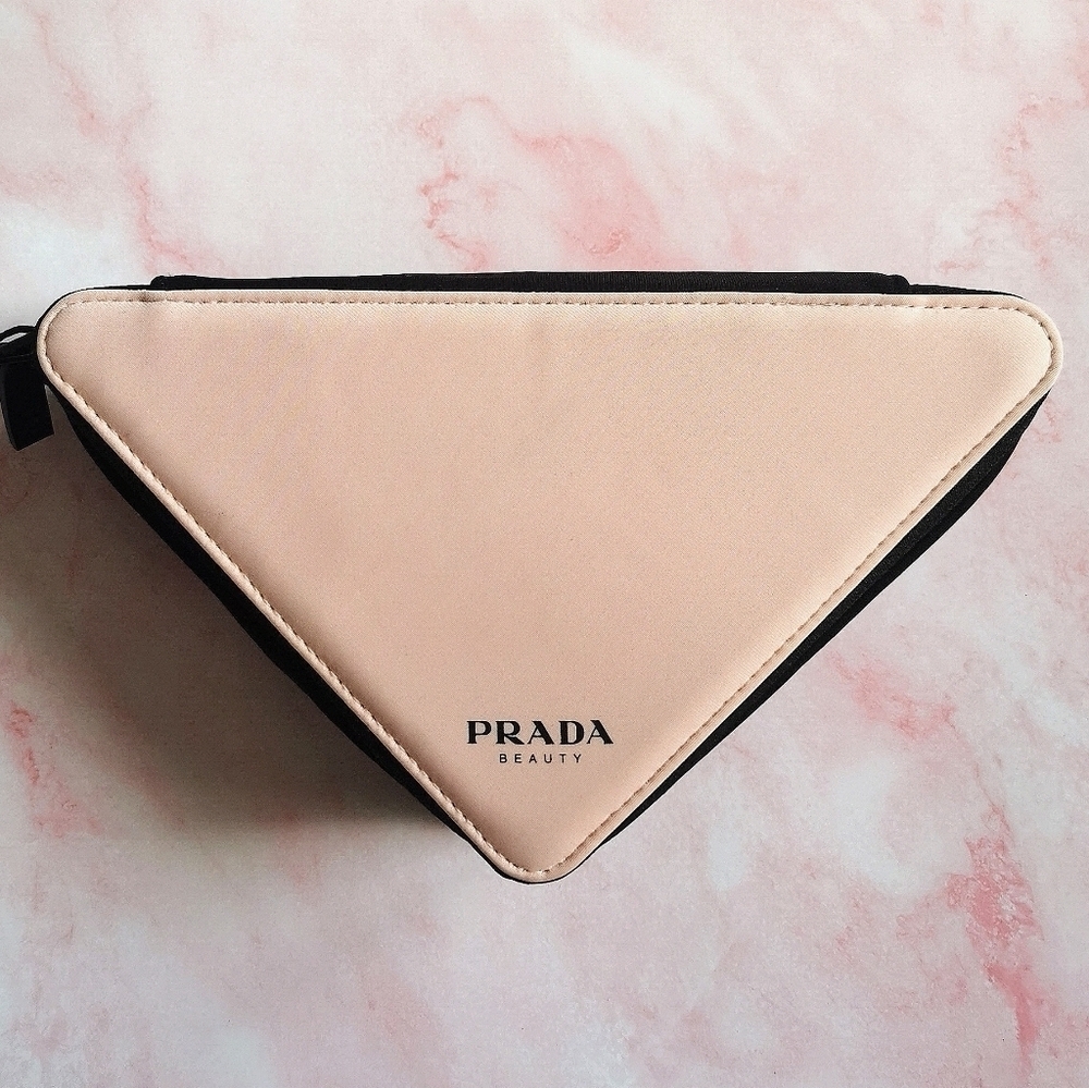 Prada Make up case, great condition